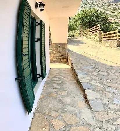 Διαμέρισμα Haroupia The